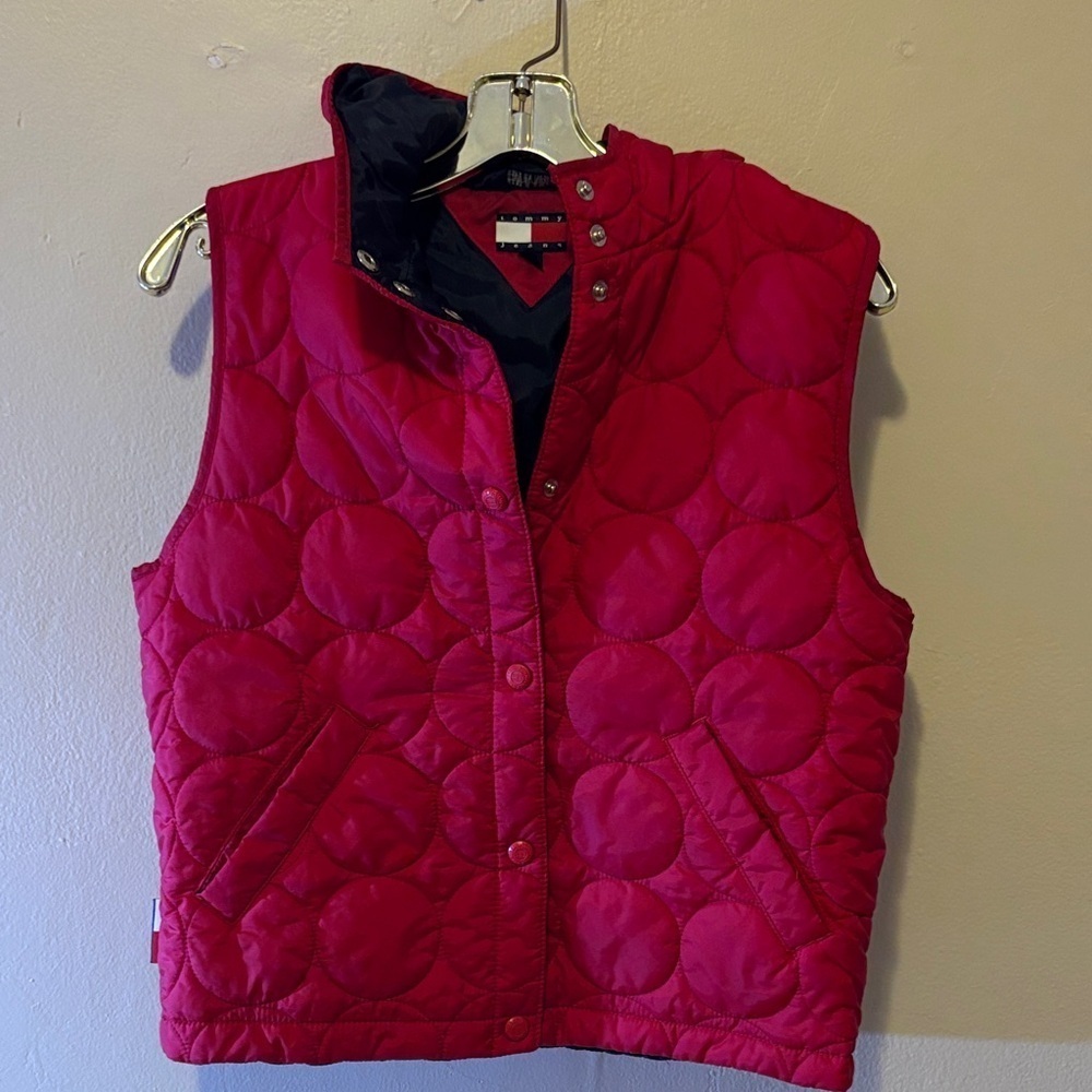 Tommy Hilfiger Women's Vibrant Red Quilted Vest
